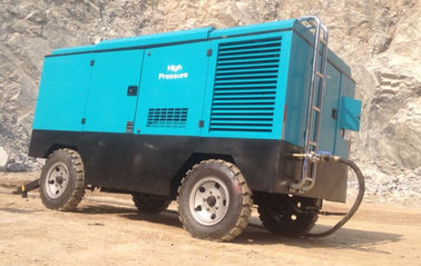 συμπιεστής βιδών diesel 150Cfm 145Psi για την εγκατάσταση γεώτρησης διατρήσεων που συσσωρεύει τη βιομηχανία
