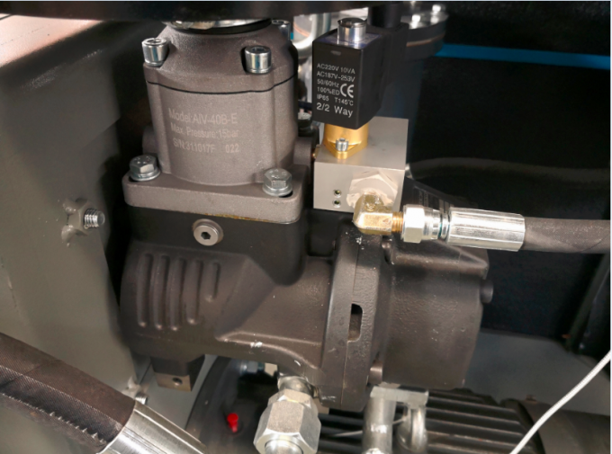 Greek Compressor 20HP αρχικό γερμανικό τέλος αέρα συμπιεστών ελίκων αεροπλάνου στα ...